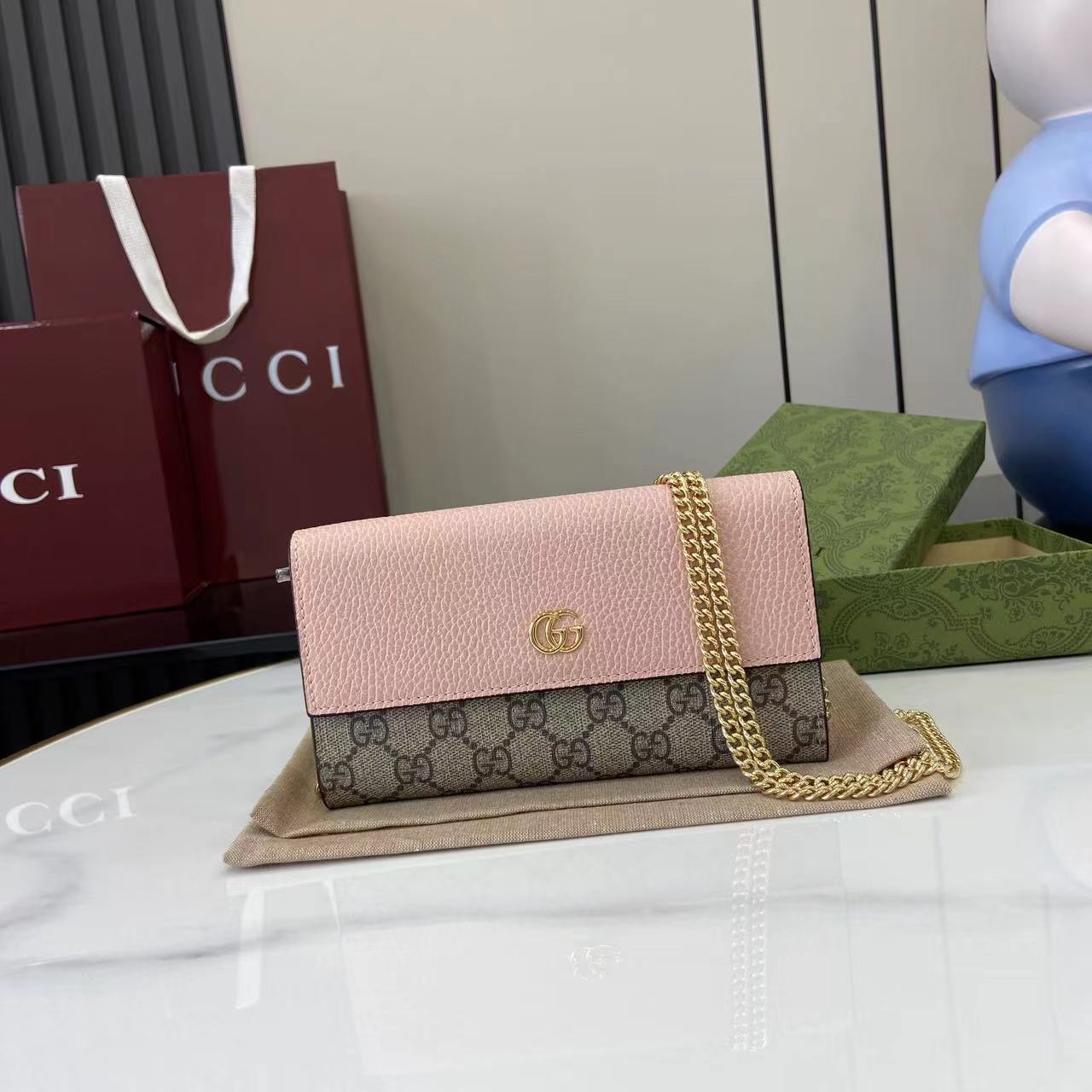 GUCCI 001110