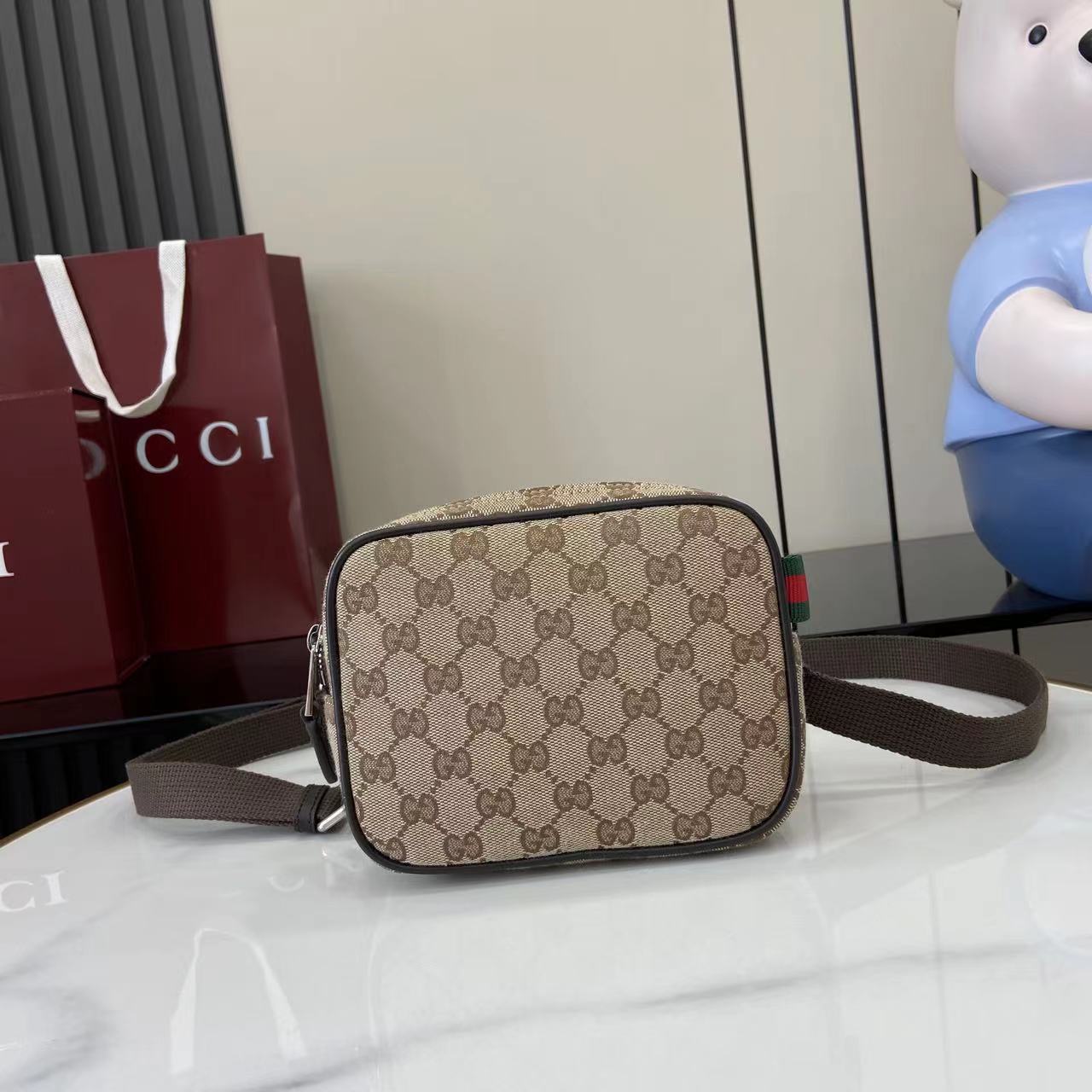 GUCCI 001911