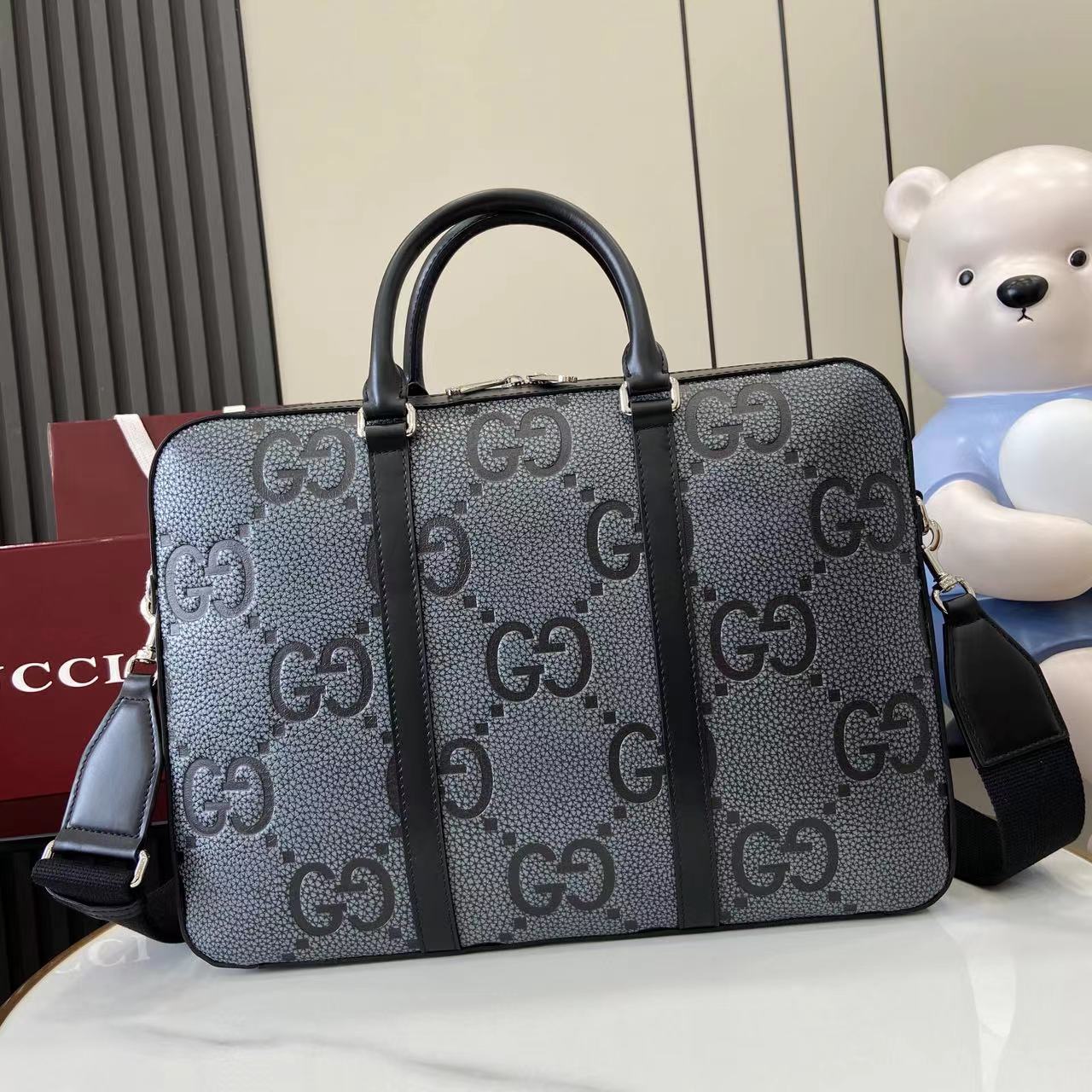 GUCCI 002410