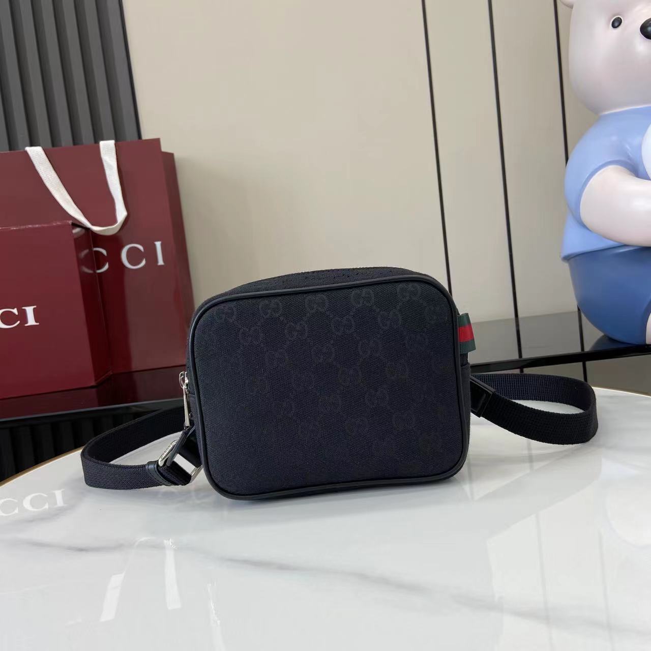 GUCCI 002510