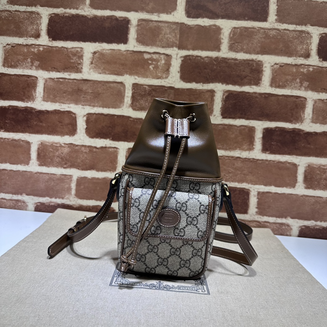 Gucci  00479