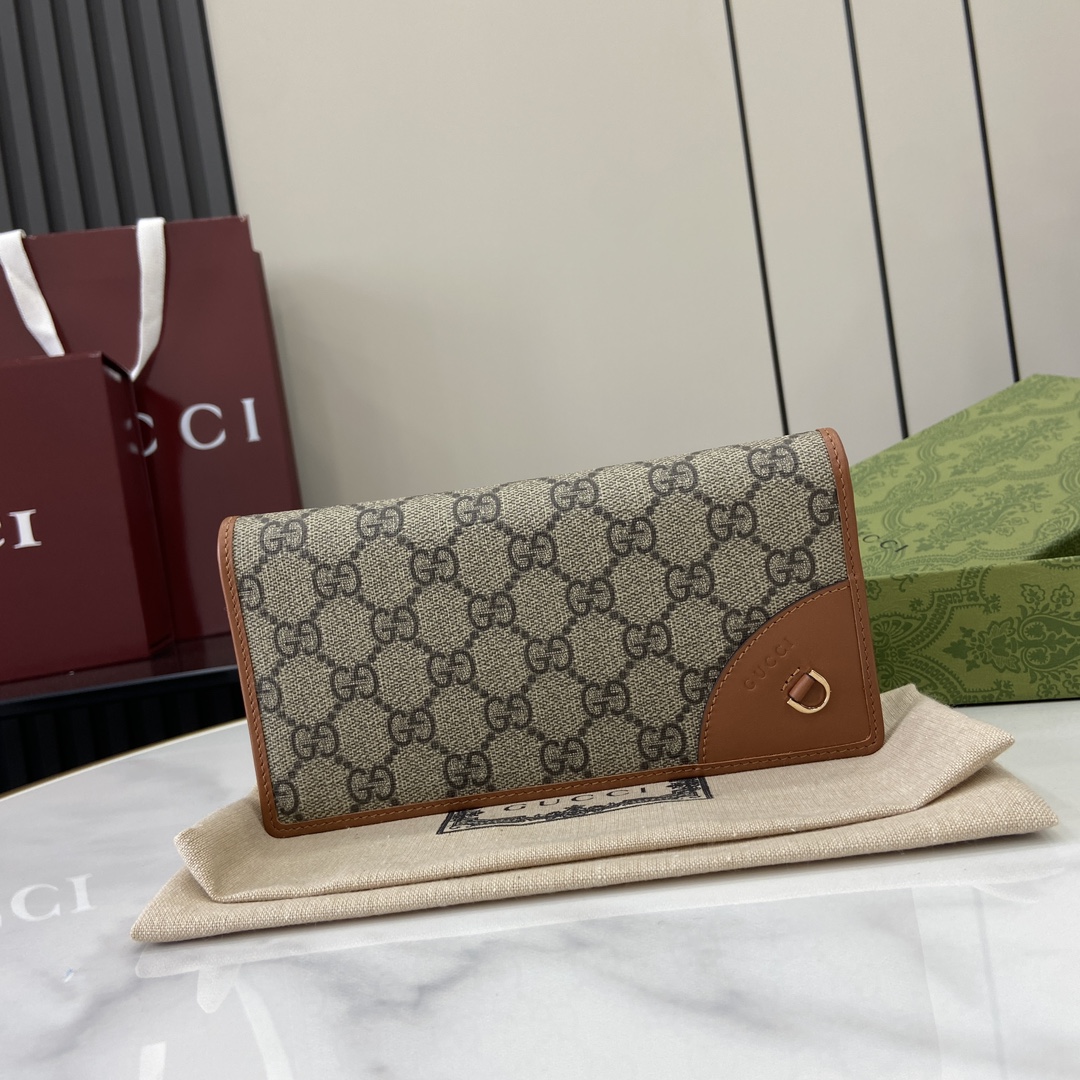 Gucci  005611