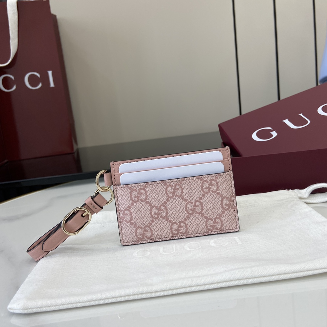 Gucci  00589