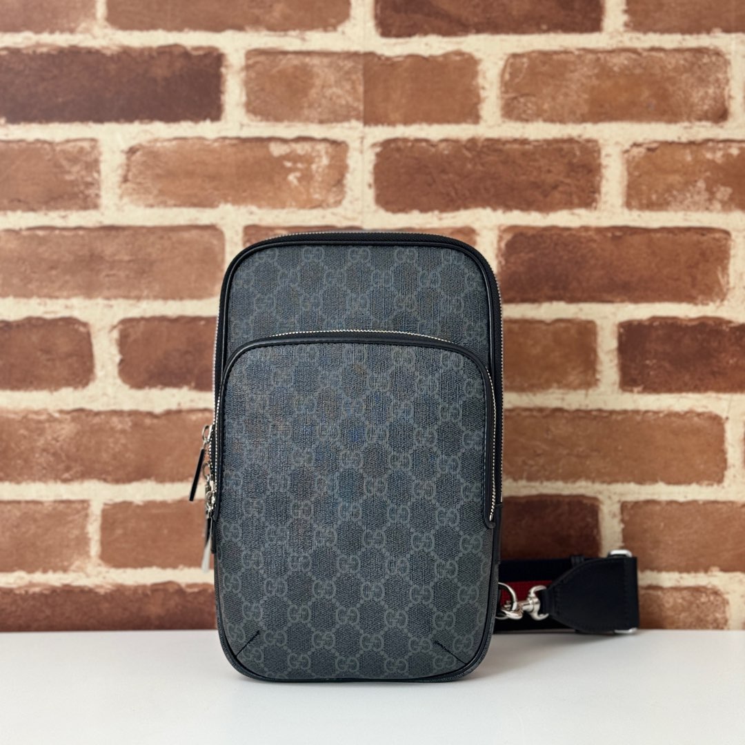 Gucci  00589