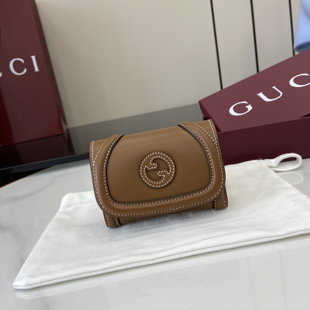 Gucci  00699