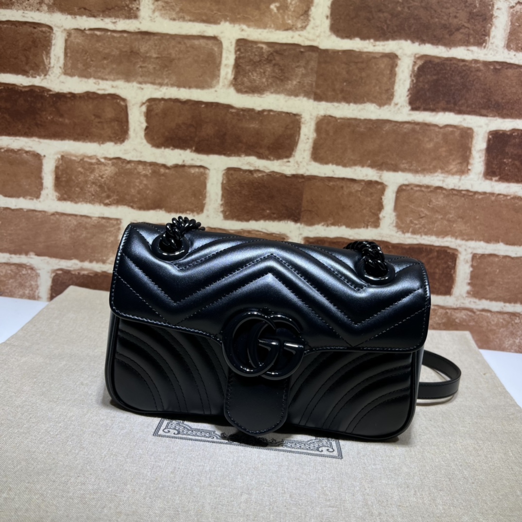GUCCI  00719