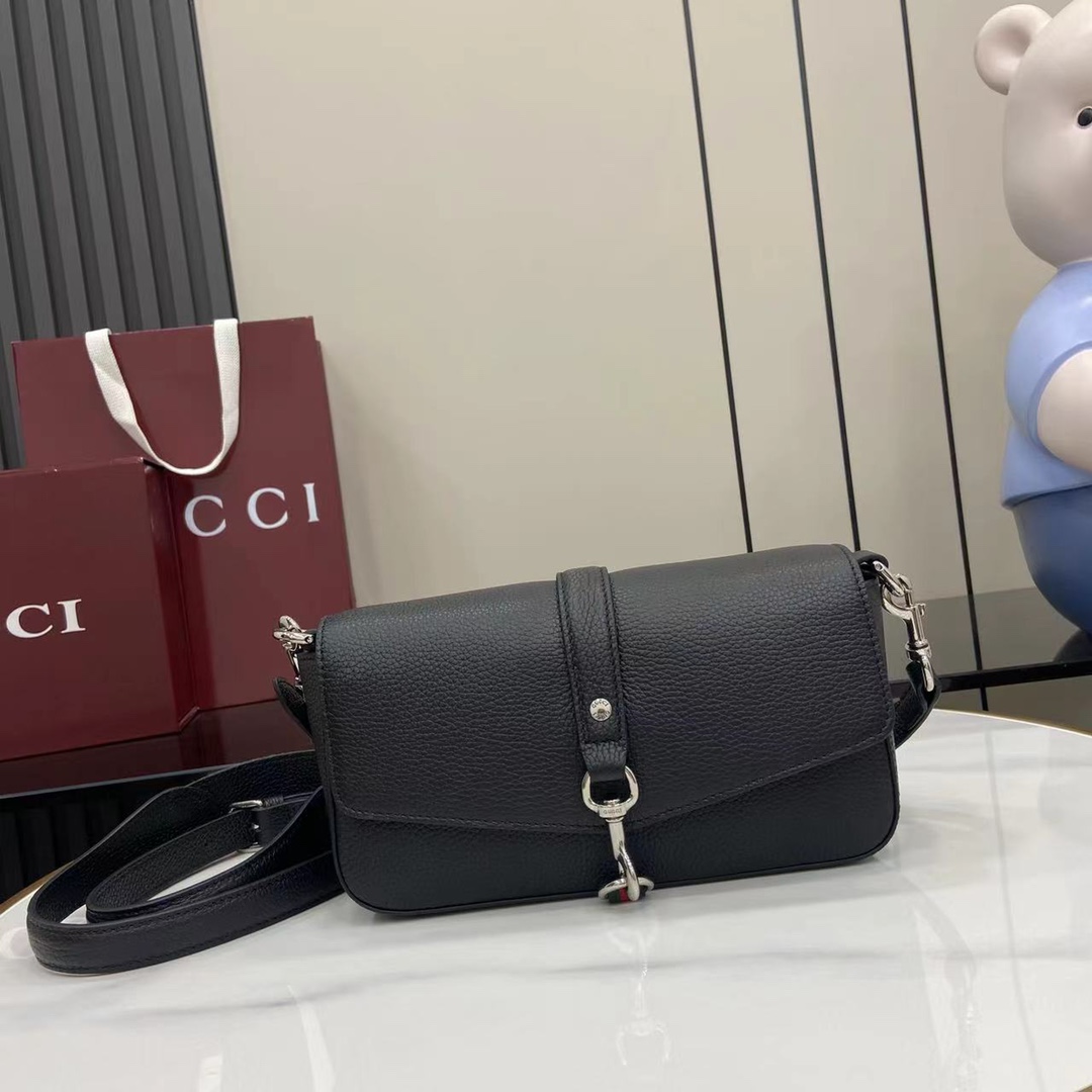 Gucci  00809