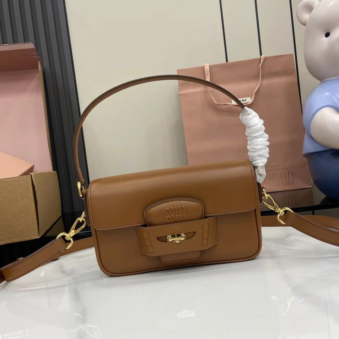 Gucci   008510