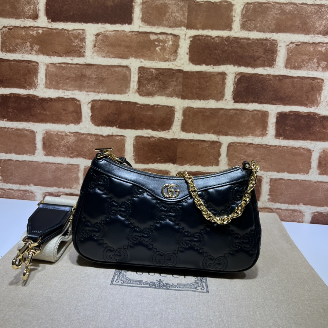 Gucci  00946
