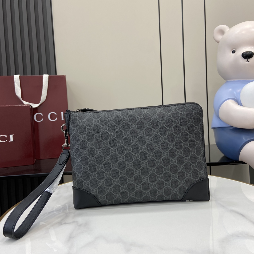 Gucci  01039