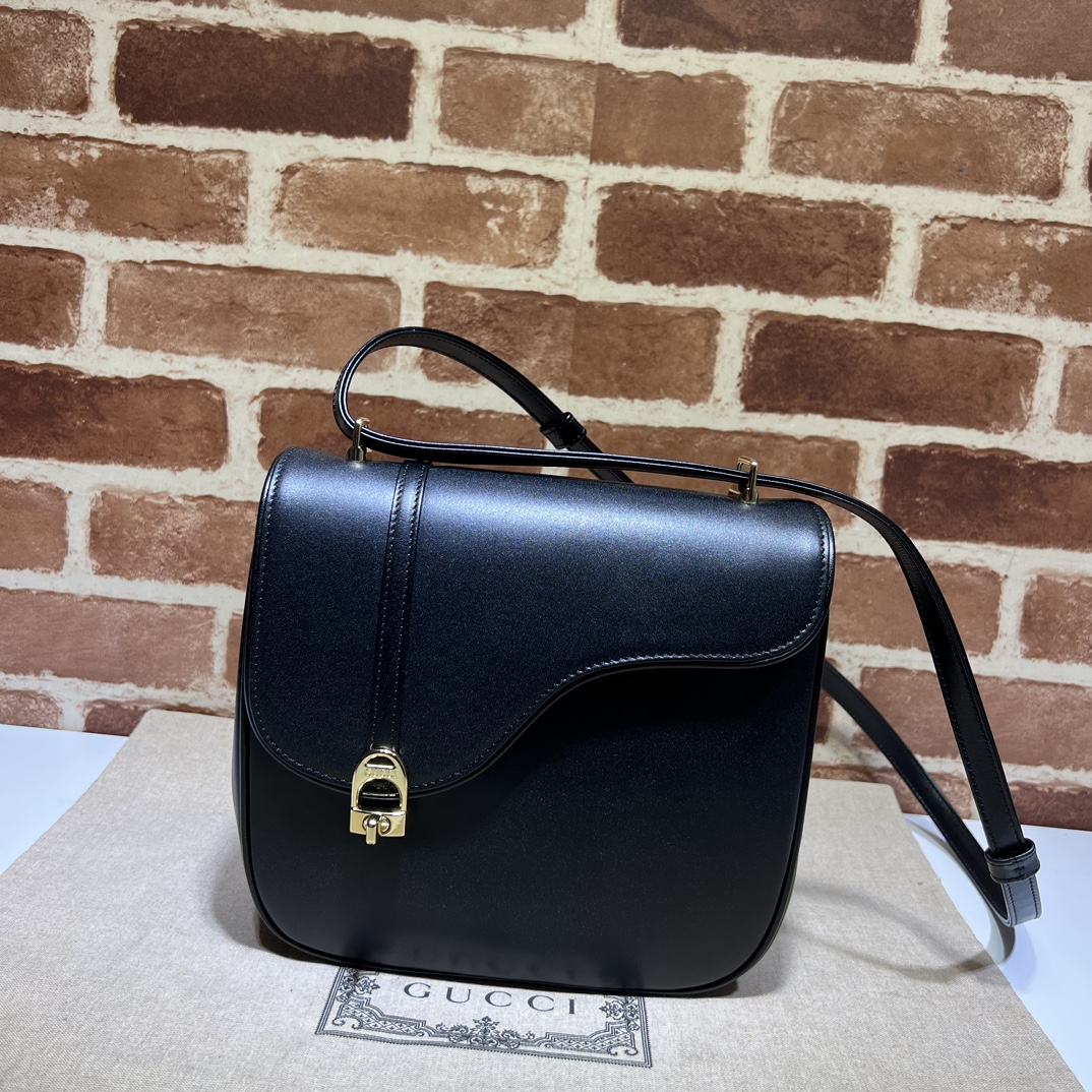 Gucci  01389
