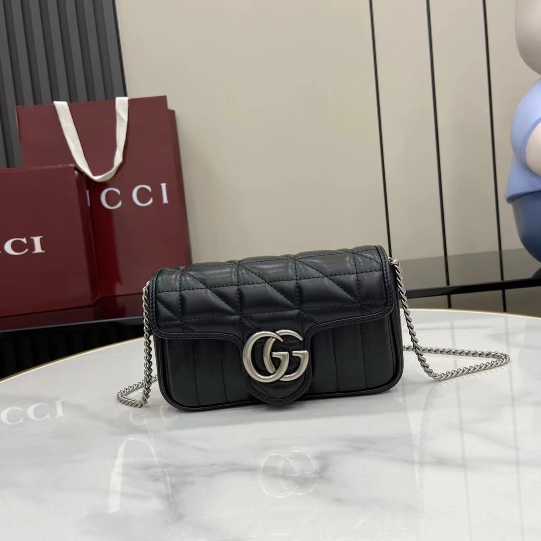Gucci   01409