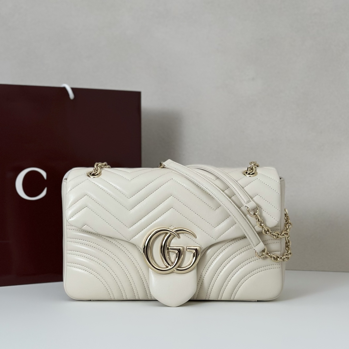 Gucci  01489