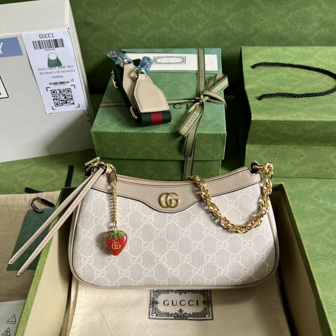 Gucci  01739