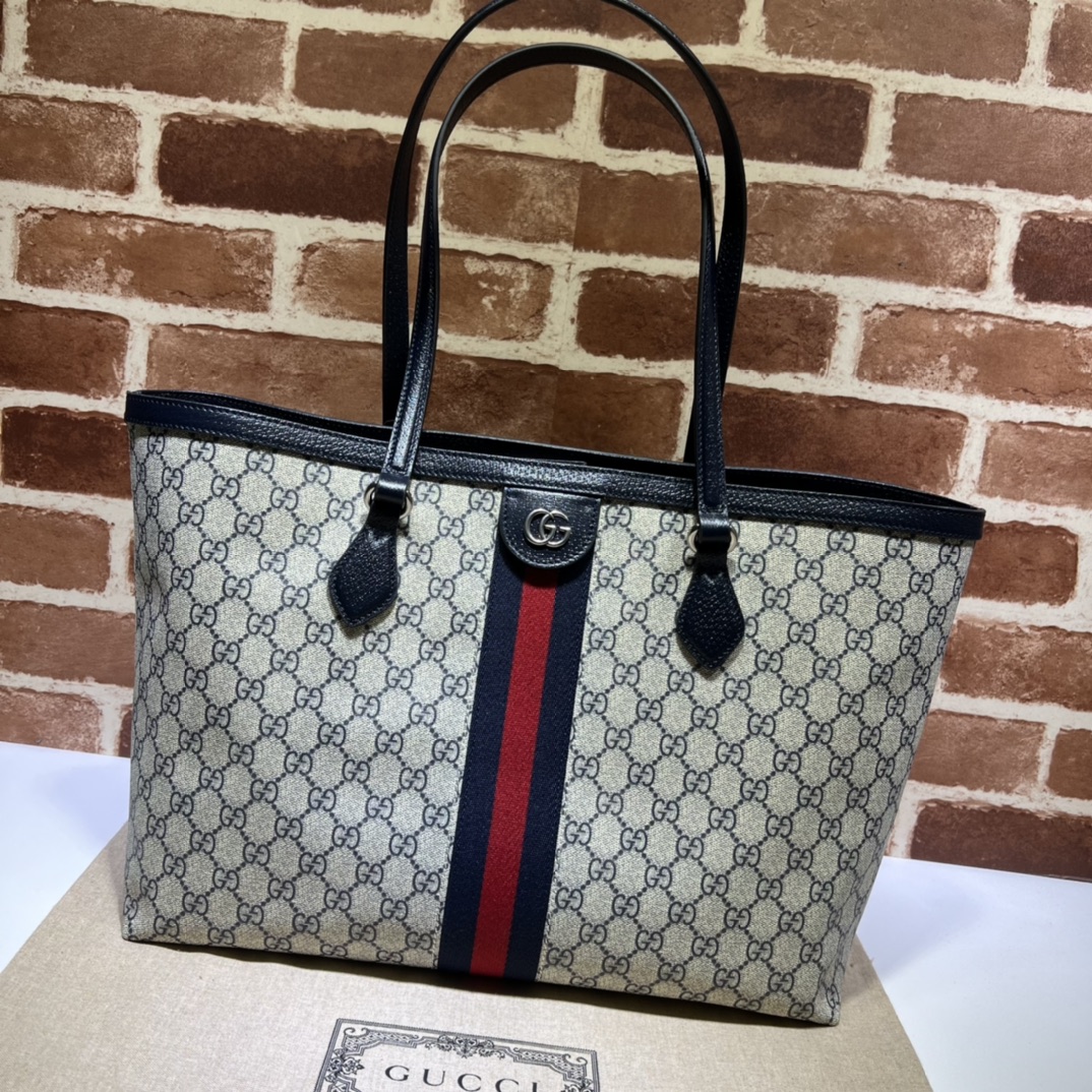Gucci  01779