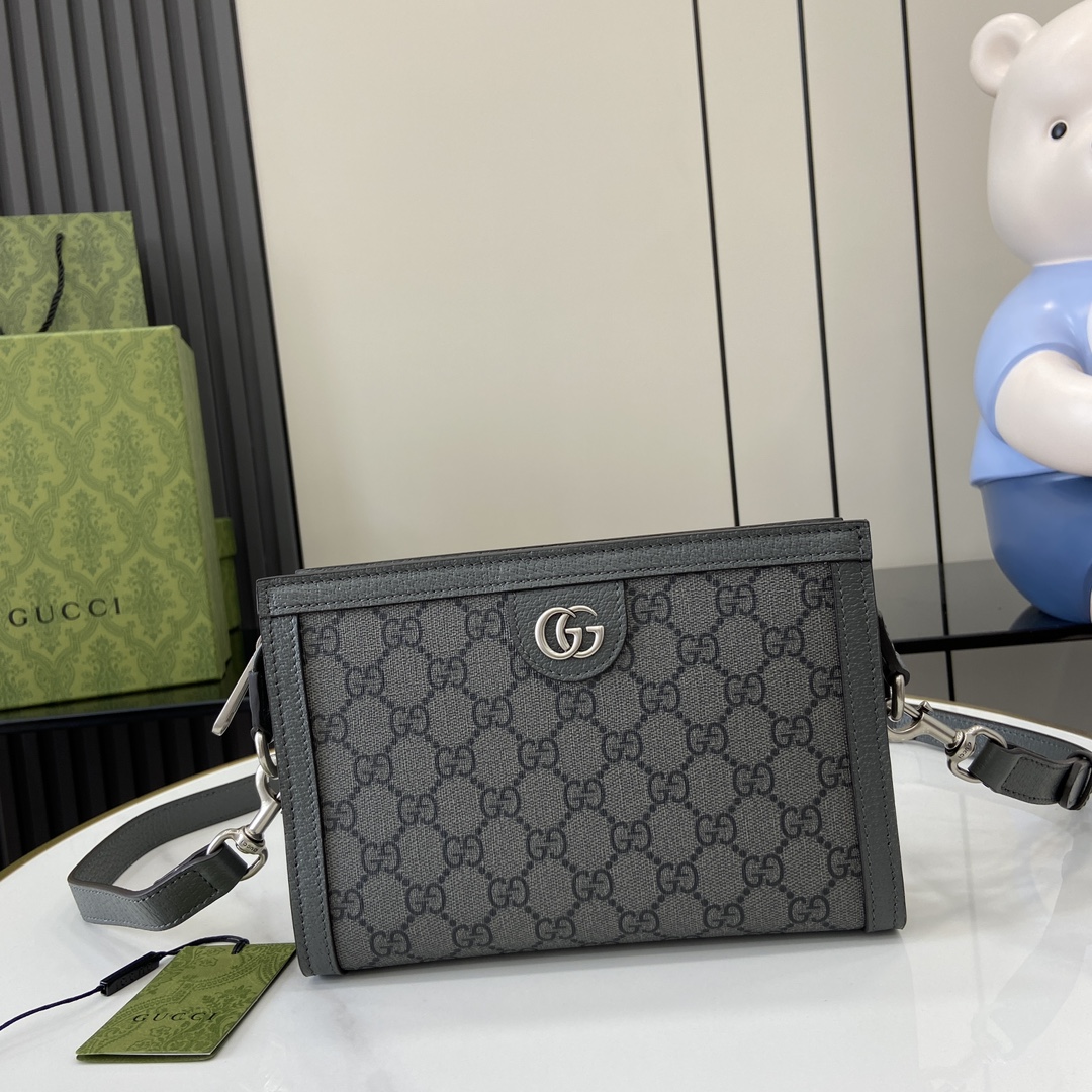 Gucci  01889