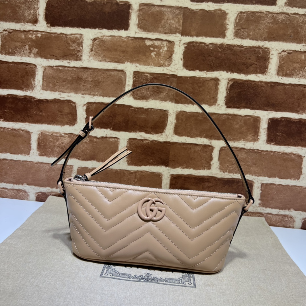 GUCCI  01896