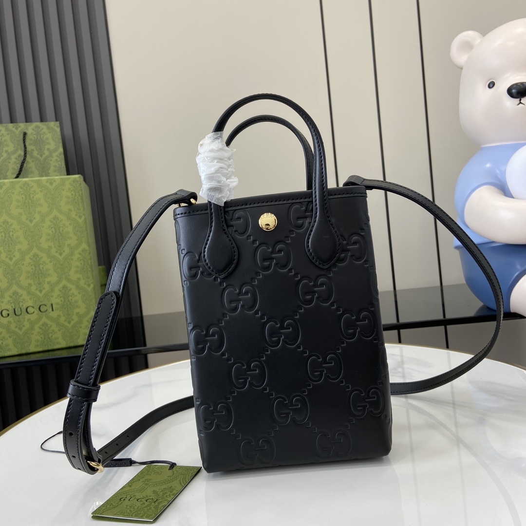 Gucci  01939