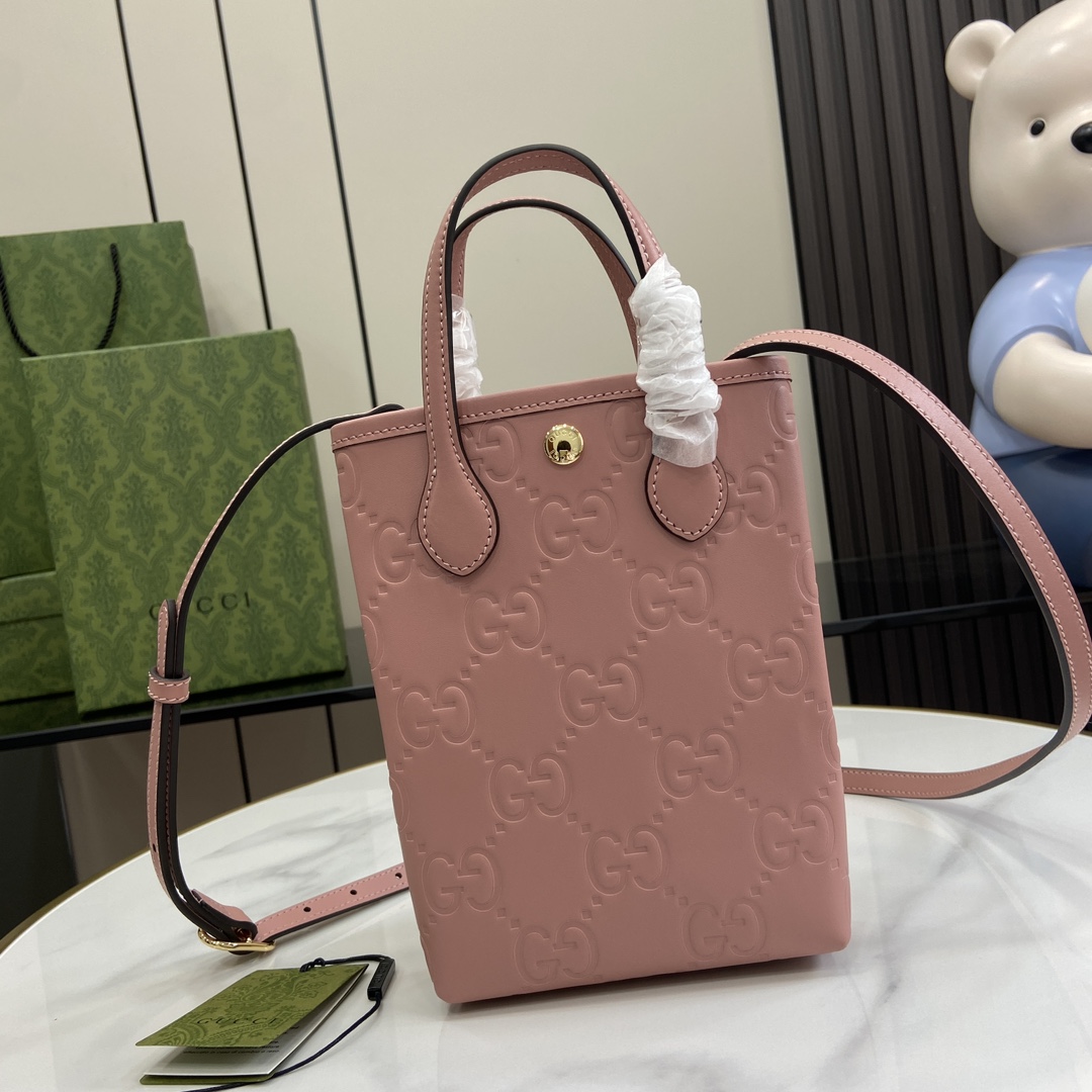 Gucci  01949