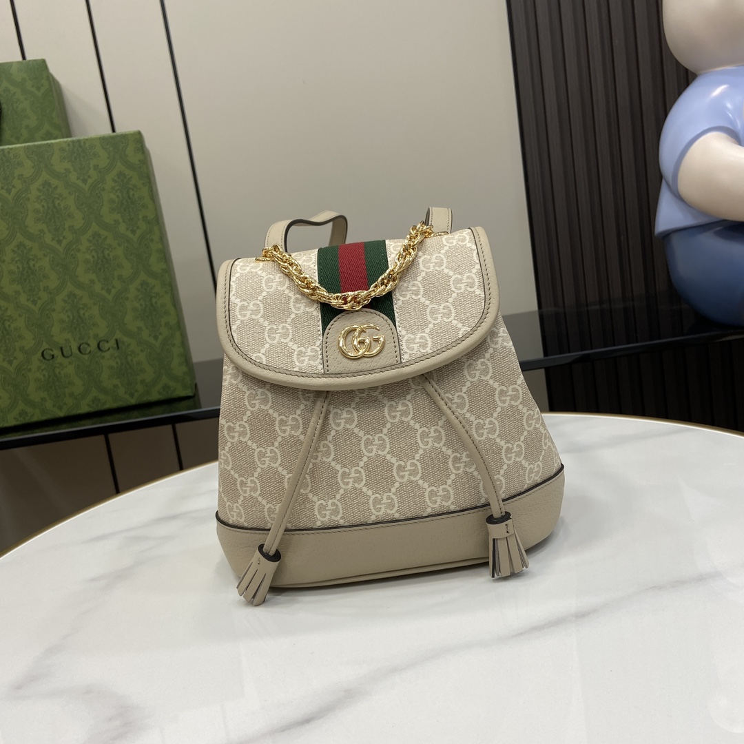 Gucci  02039