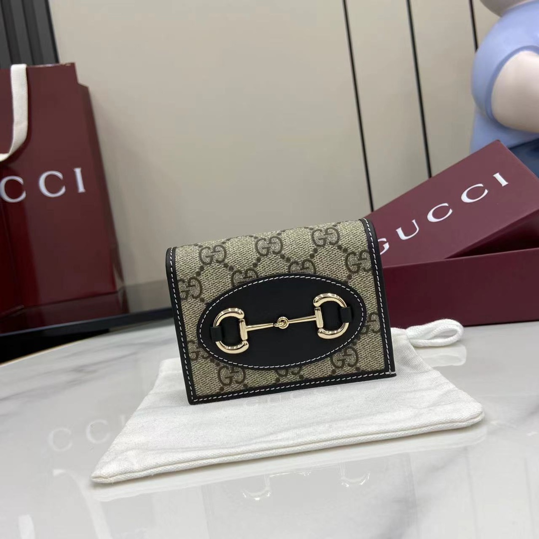 Gucci   02289