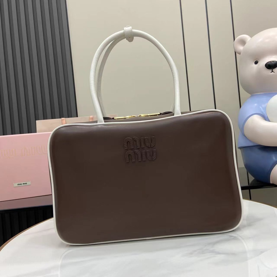 Gucci   02319