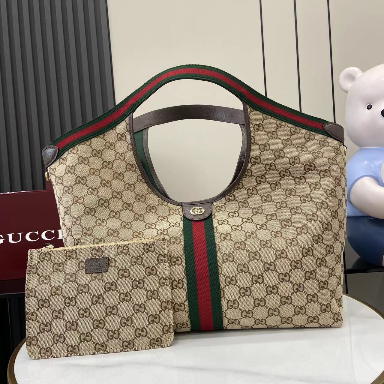 GUCCI  023410