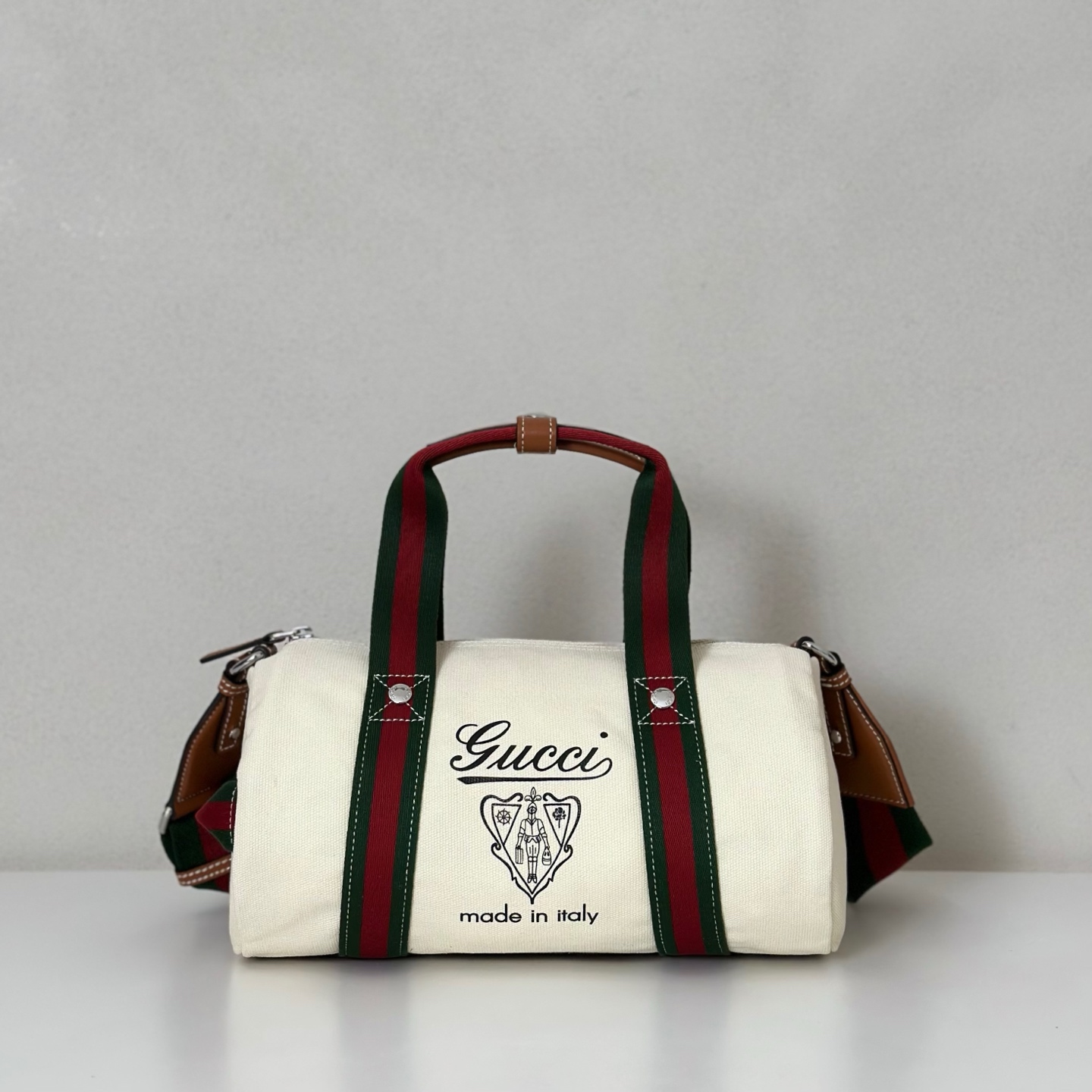 Gucci  02369