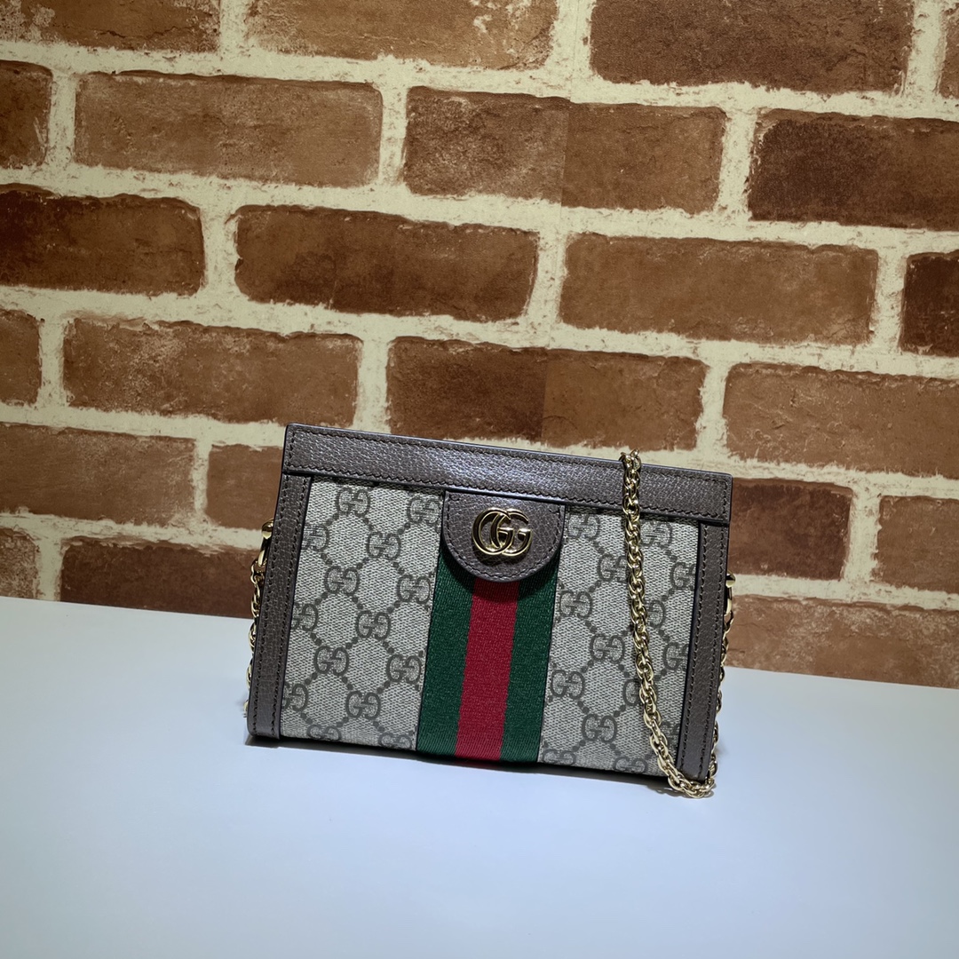 Gucci  02459