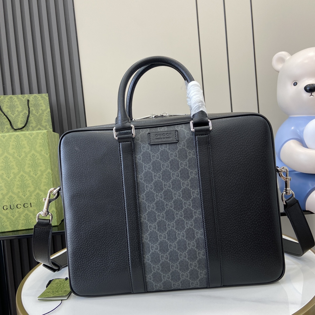 GUCCI  02469