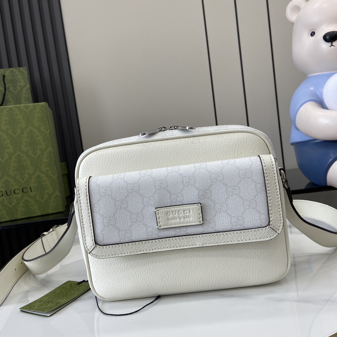 GUCCI  02519