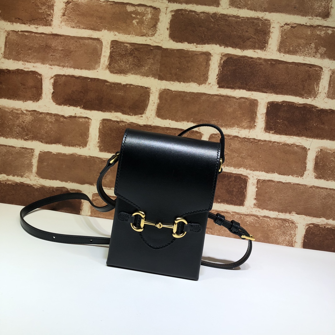 Gucci  02609