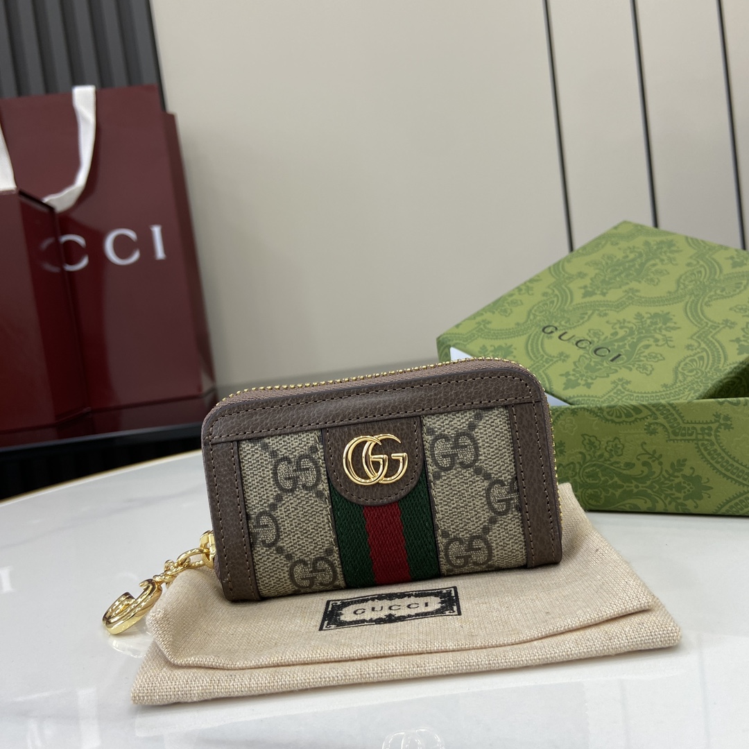 Gucci   02619