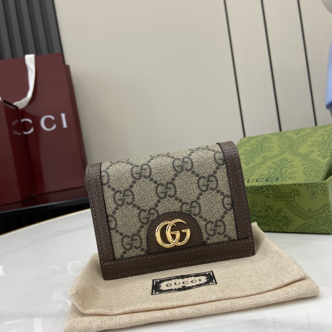 Gucci   02649