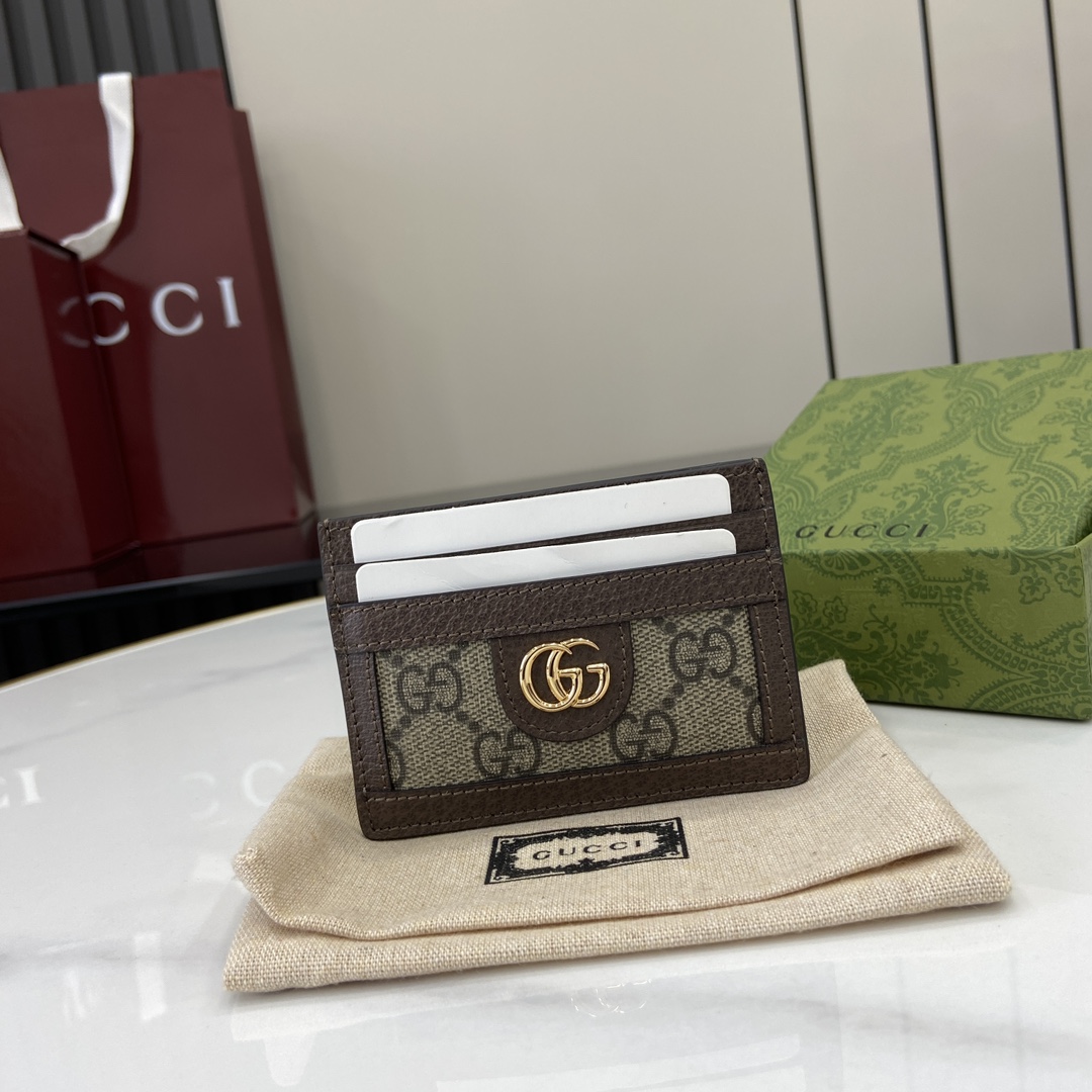 Gucci   02669