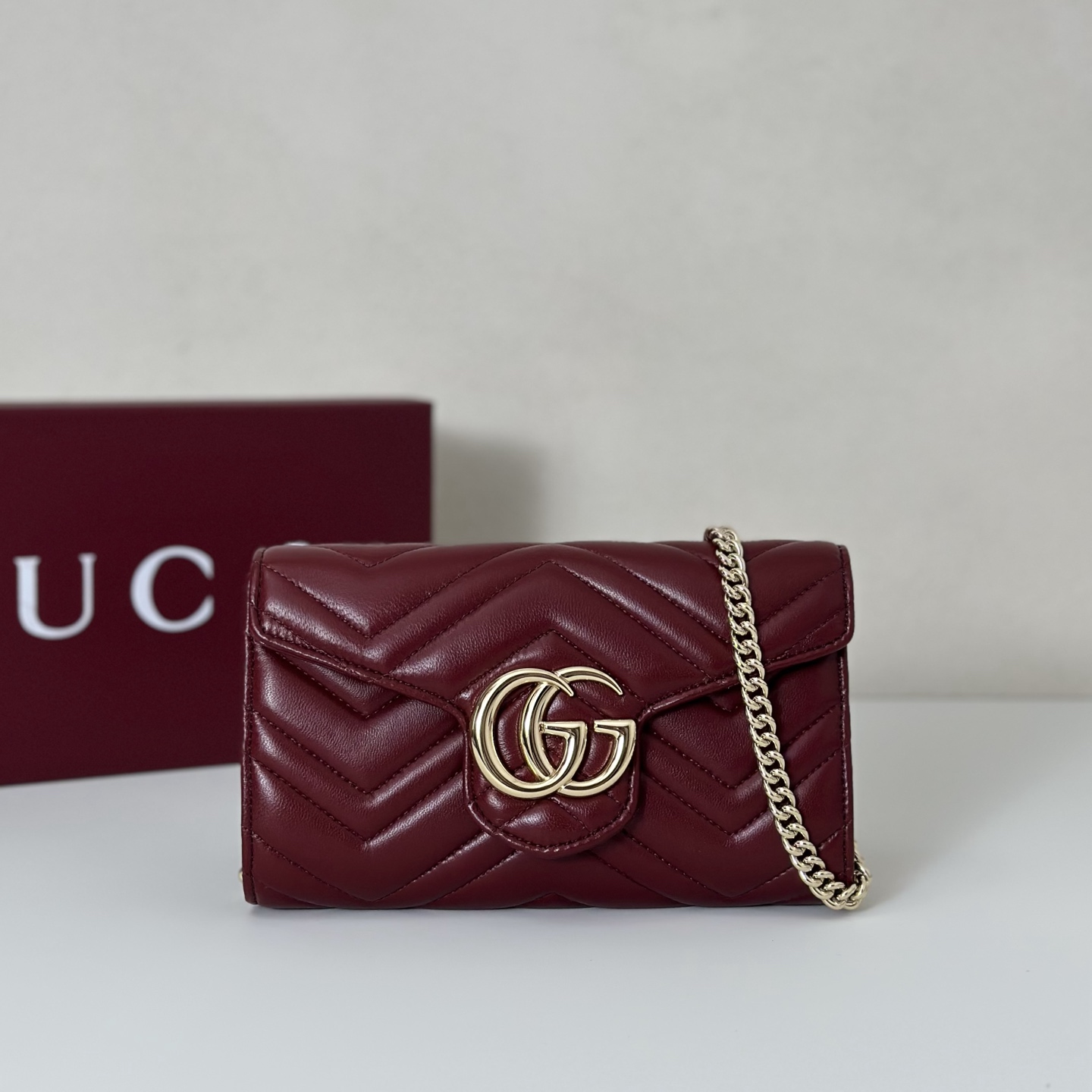 Gucci  02756