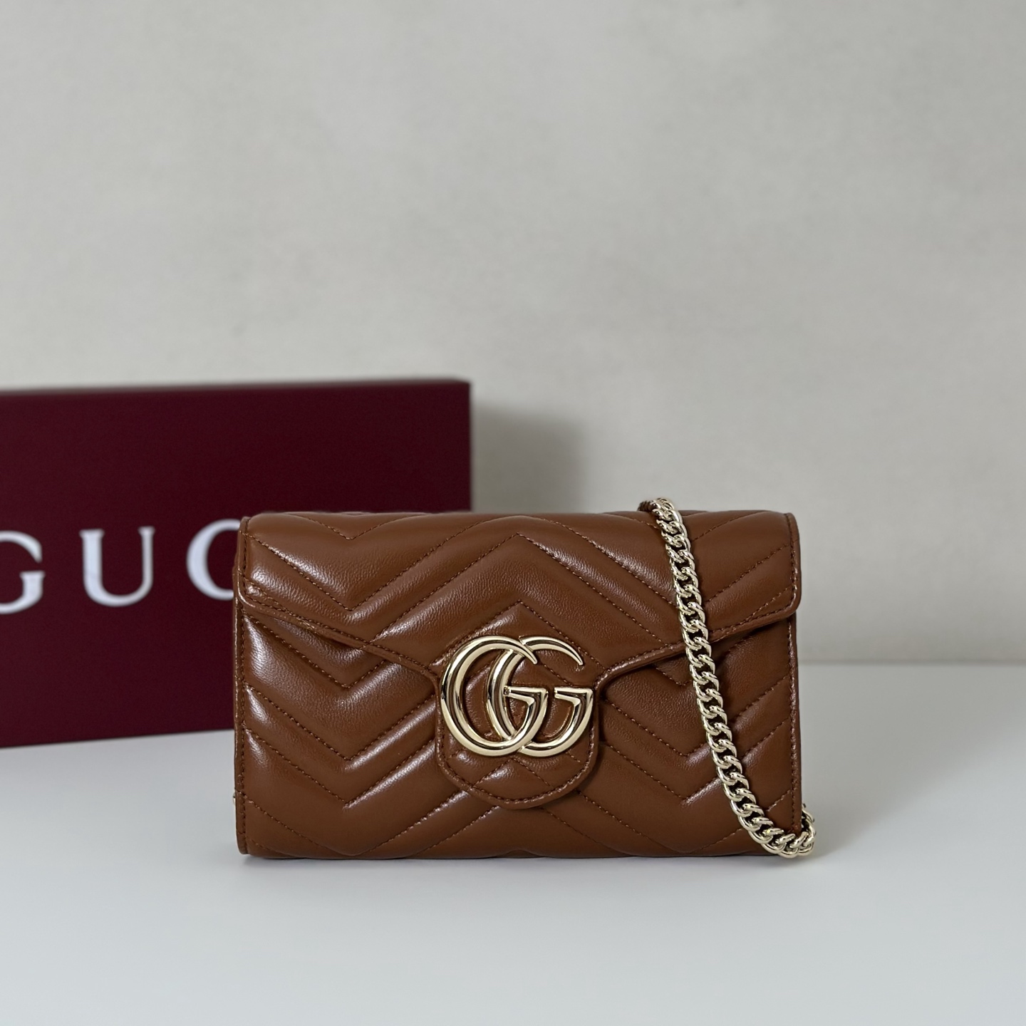 Gucci  02776