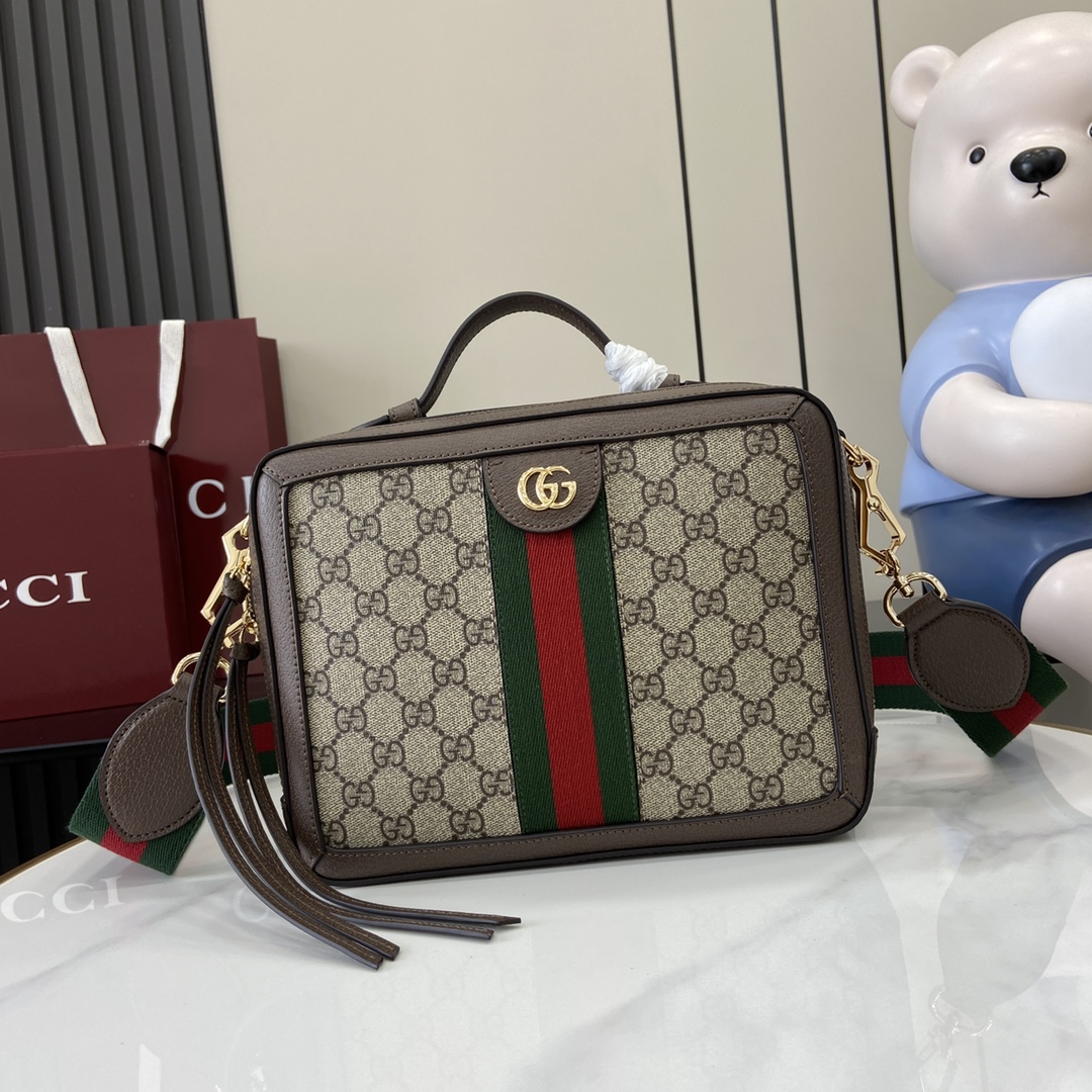 Gucci   02819