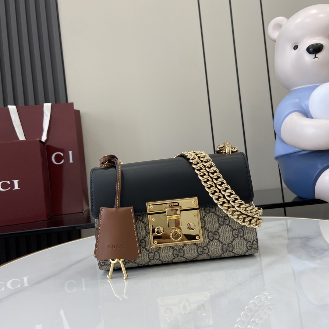 Gucci   02869