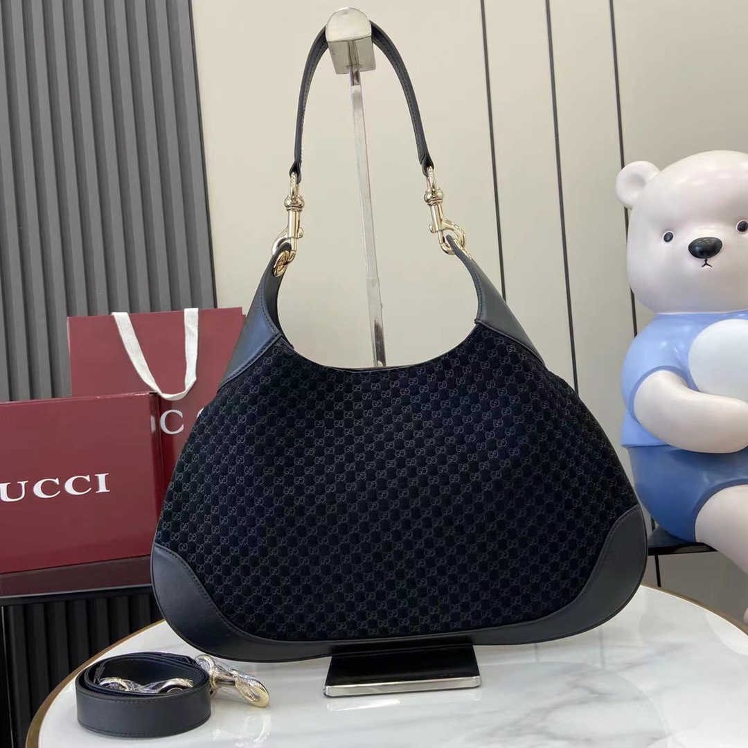Gucci   03029