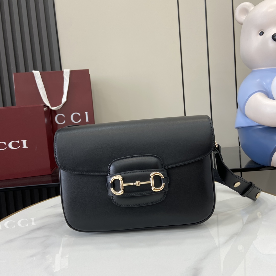 Gucci   03059