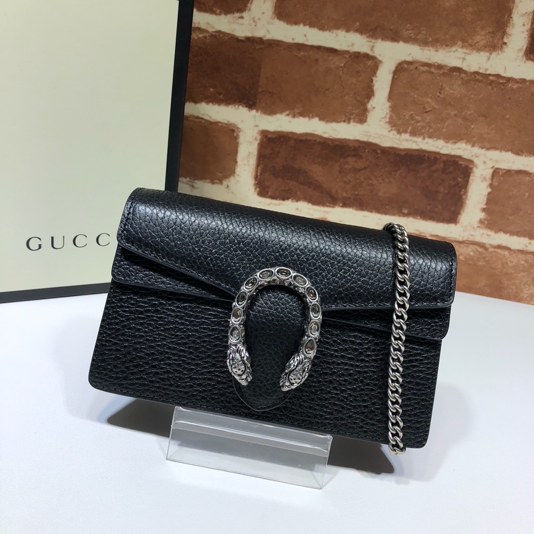 Gucci  03066