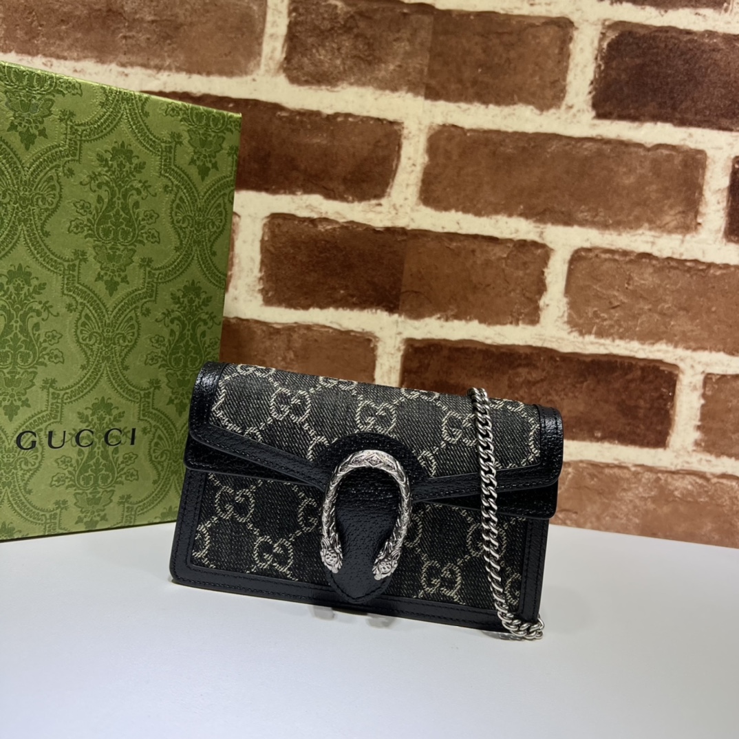 Gucci  03116