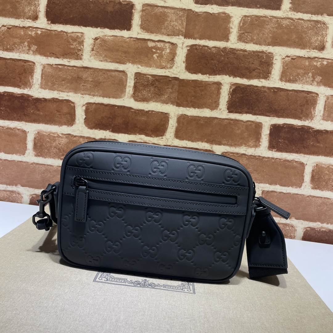 Gucci  03156