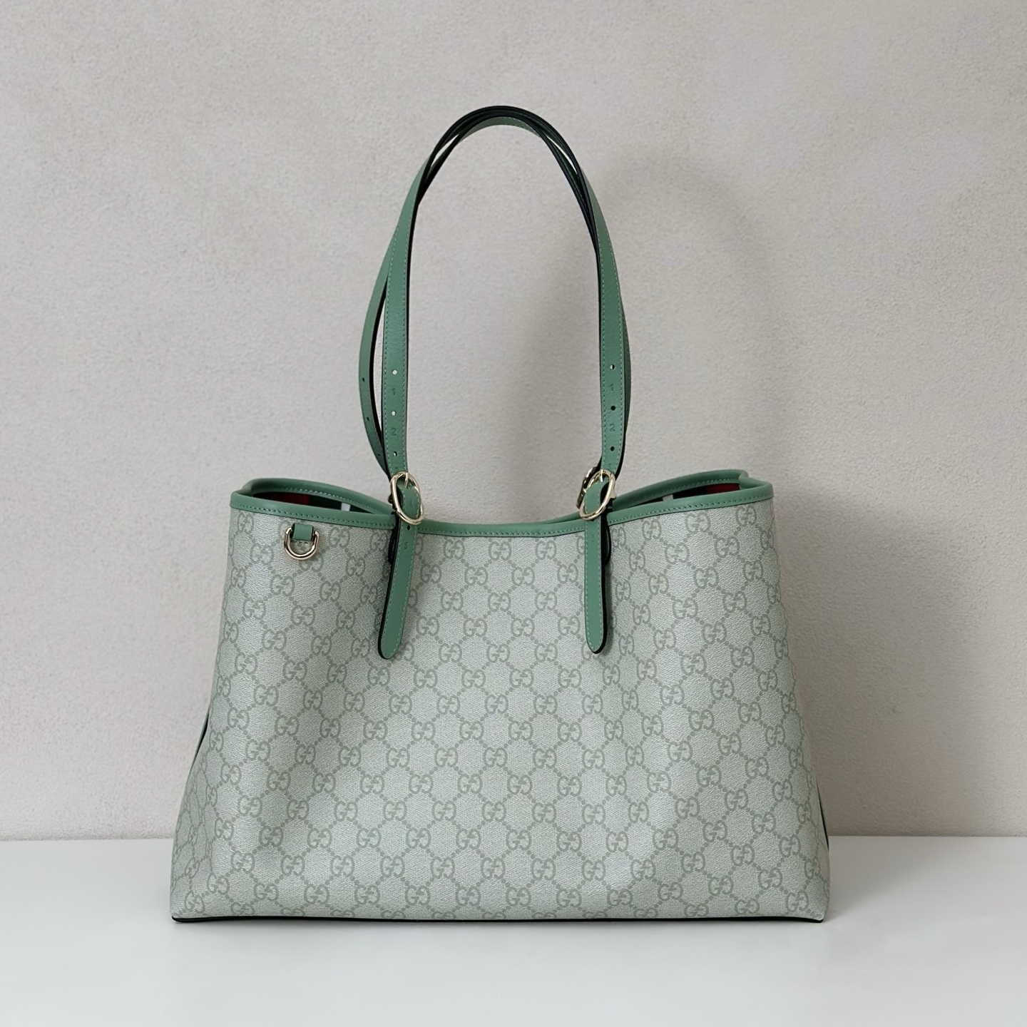 Gucci  03196