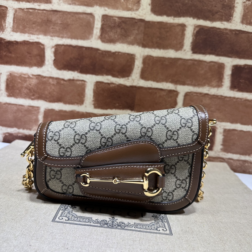 Gucci  03339