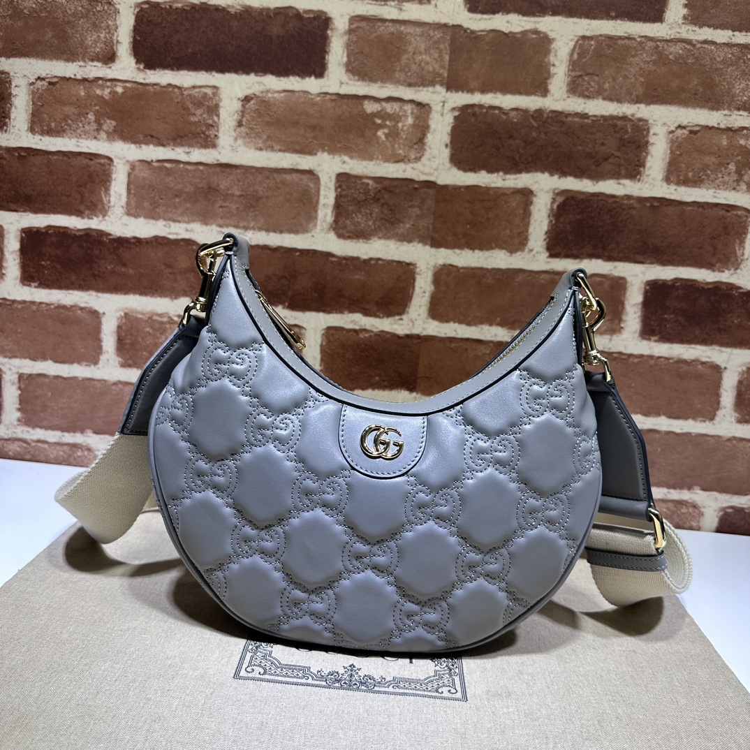 Gucci  03679