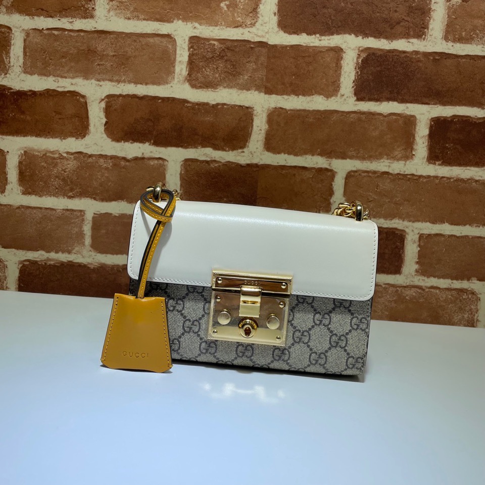 Gucci  03726