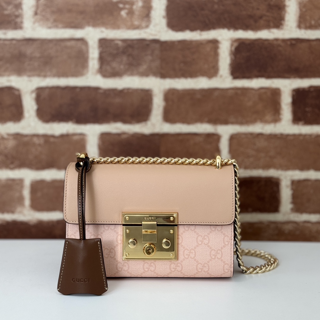 Gucci  03749