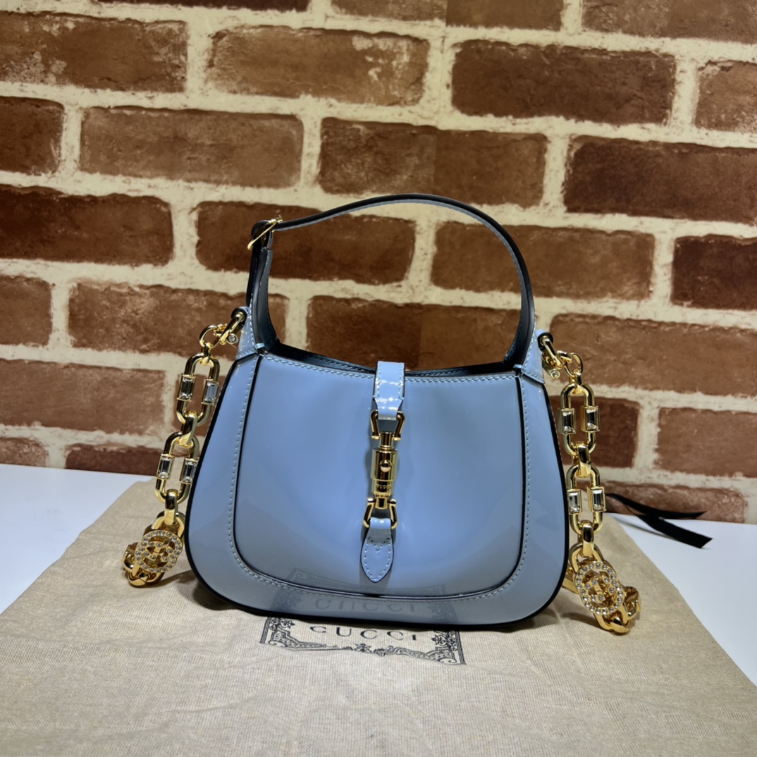 Gucci  03799